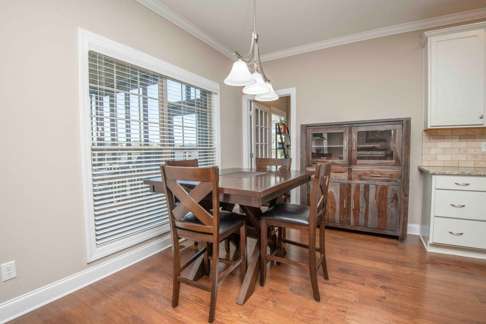 Knoxville House: 12032 Poplar Meadow Lane