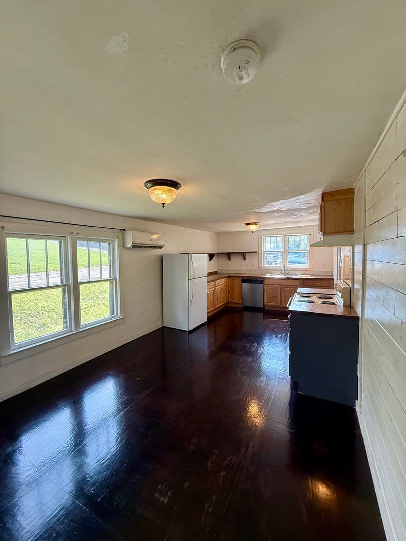 Loudon House: 1116 Freedman Street