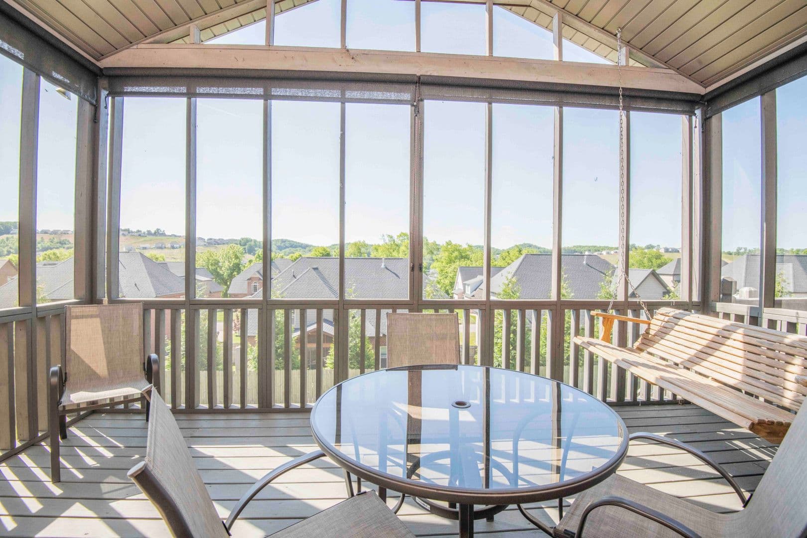 Knoxville House: 12032 Poplar Meadow Lane