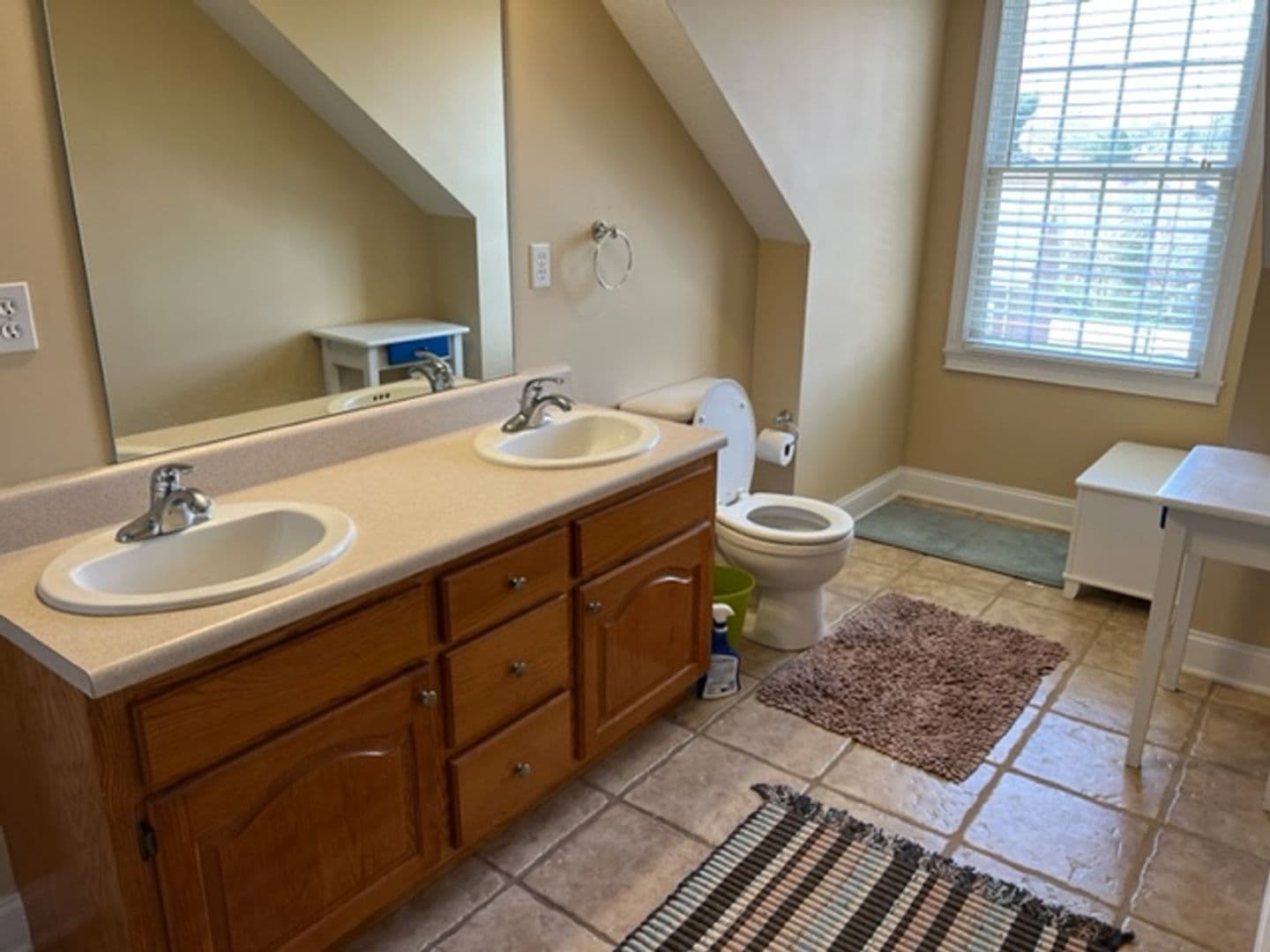 Maryville House: 2224 Monticello Drive