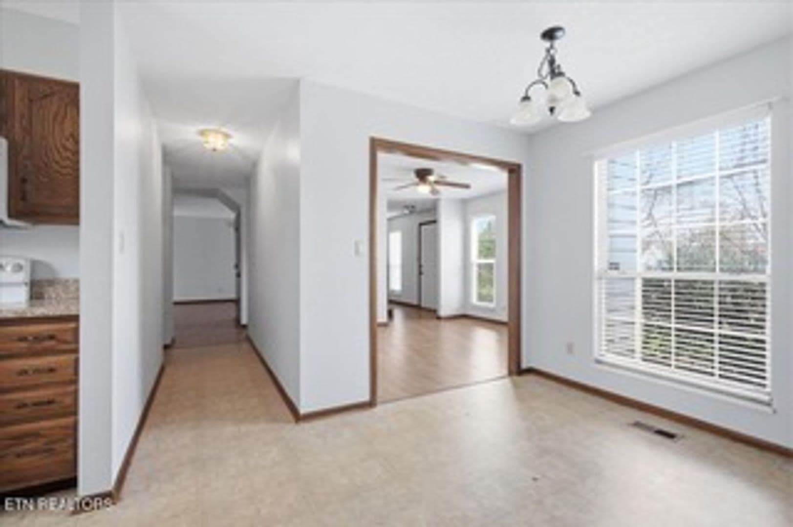 Knoxville House: 8941 Colchester Ridge Road