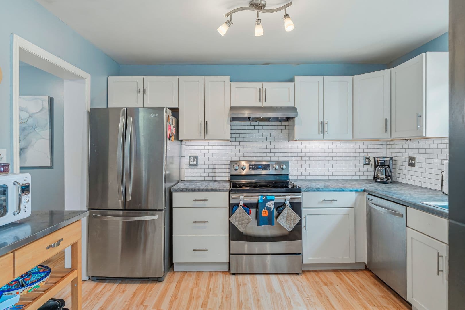 Knoxville House: 7021 Traditional Drive Northwest