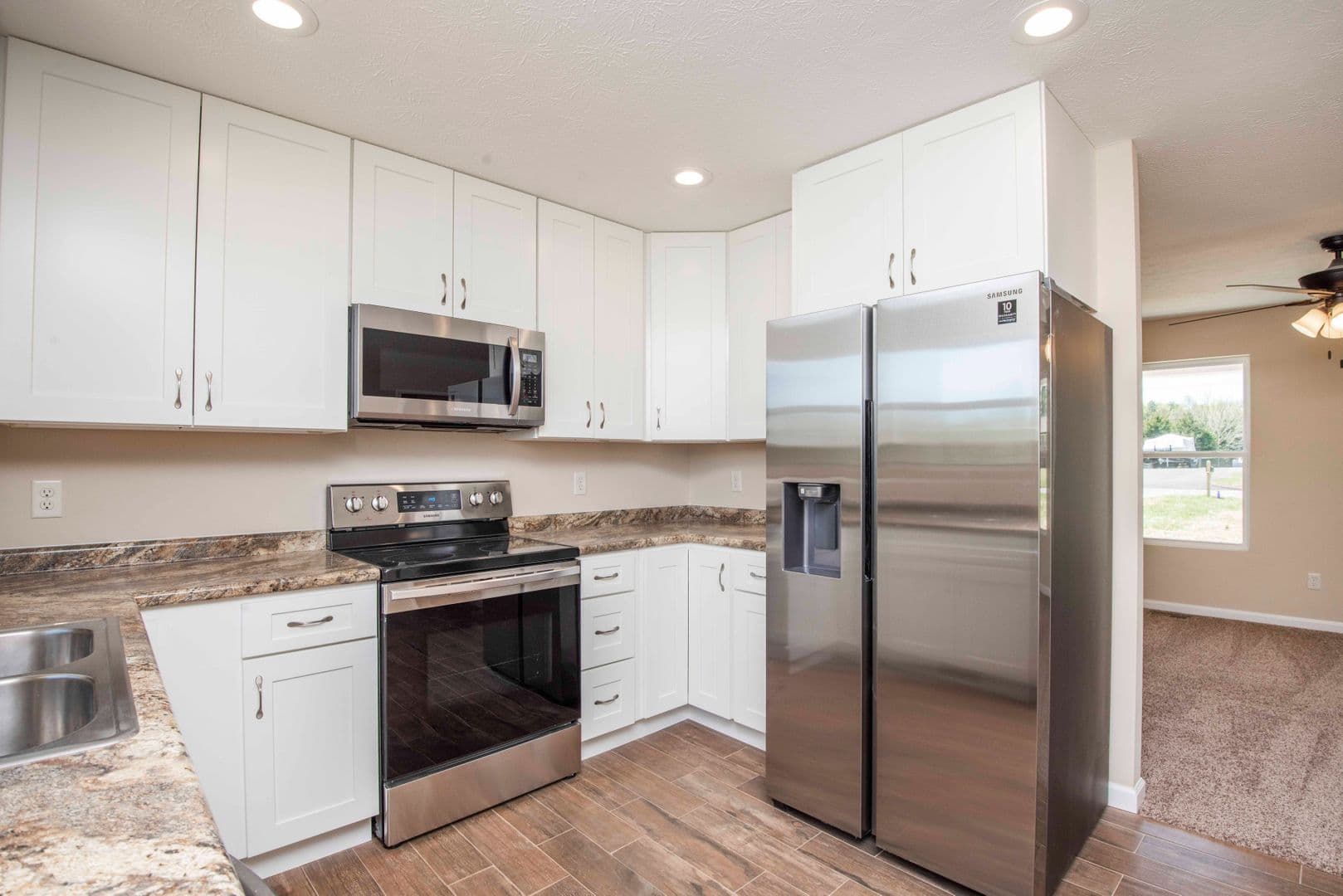 Knoxville House: 7206 Della Drive