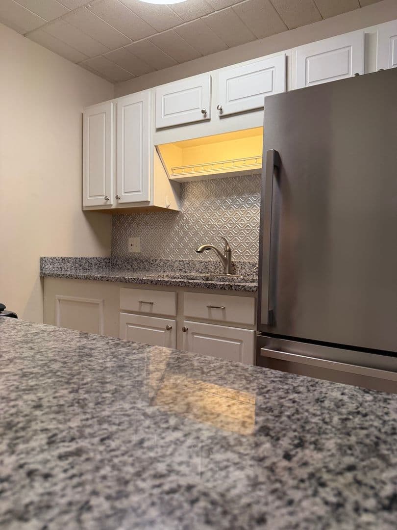 Knoxville House: 614 Agnes Ave.  Apt. #4