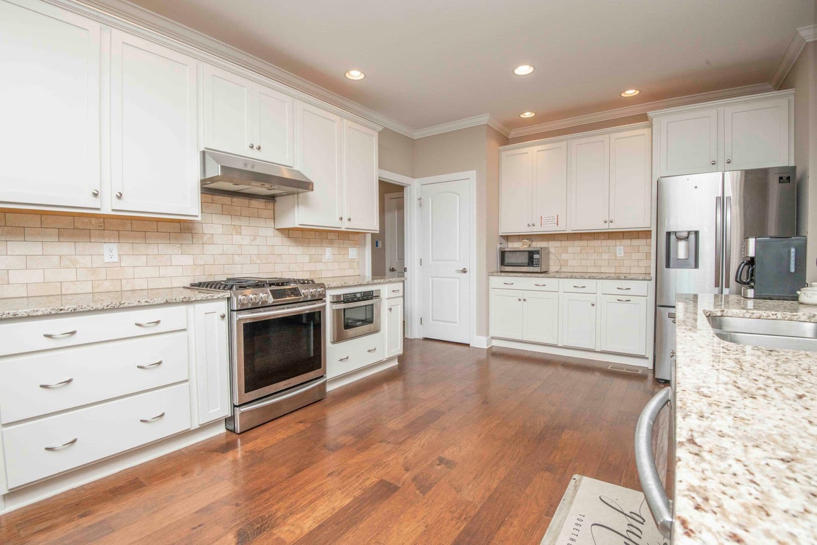 Knoxville House: 12032 Poplar Meadow Lane