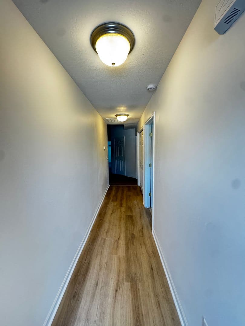 Maryville House: 915 Mercer Drive
