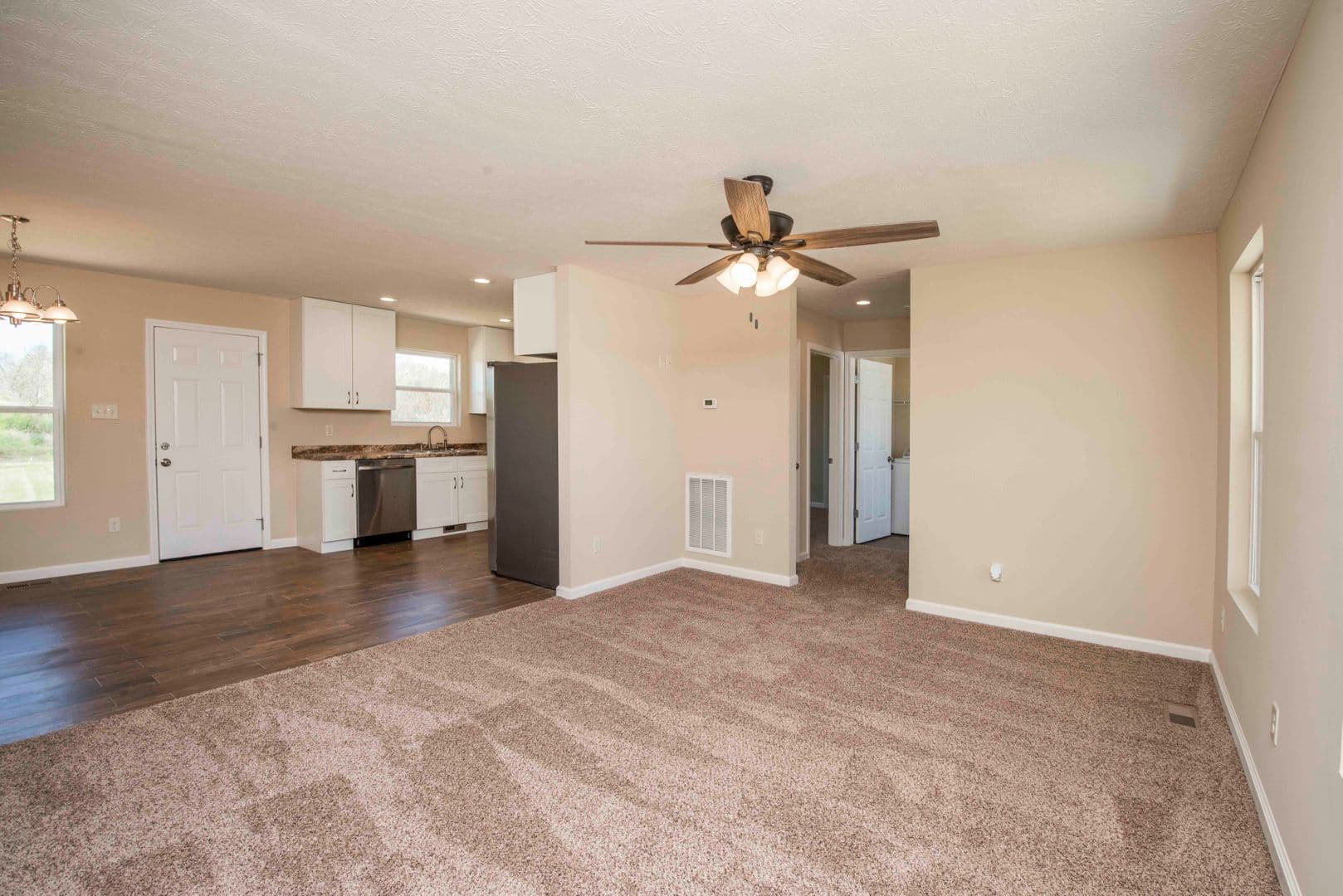 Knoxville House: 7206 Della Drive