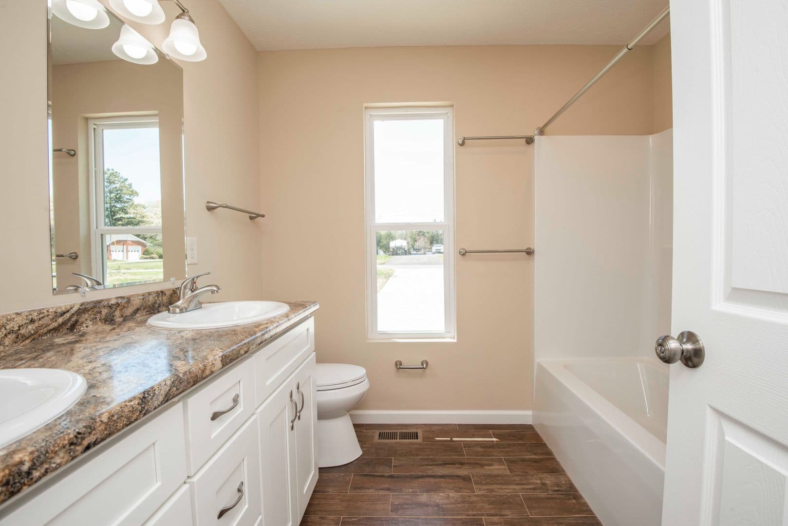 Knoxville House: 7206 Della Drive
