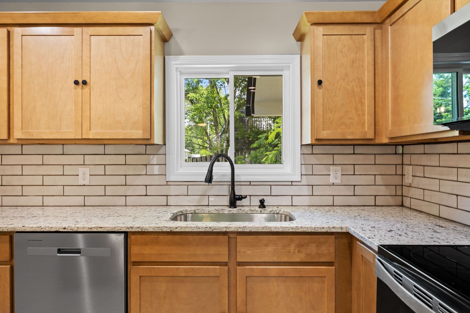 Maryville House: 910 Windlau Court