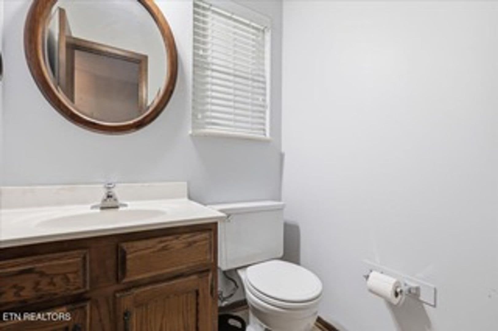 Knoxville House: 8941 Colchester Ridge Road