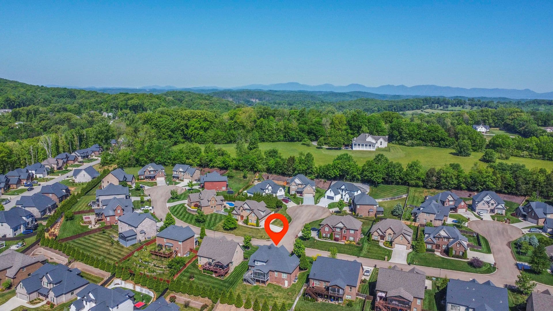 Knoxville House: 12032 Poplar Meadow Lane
