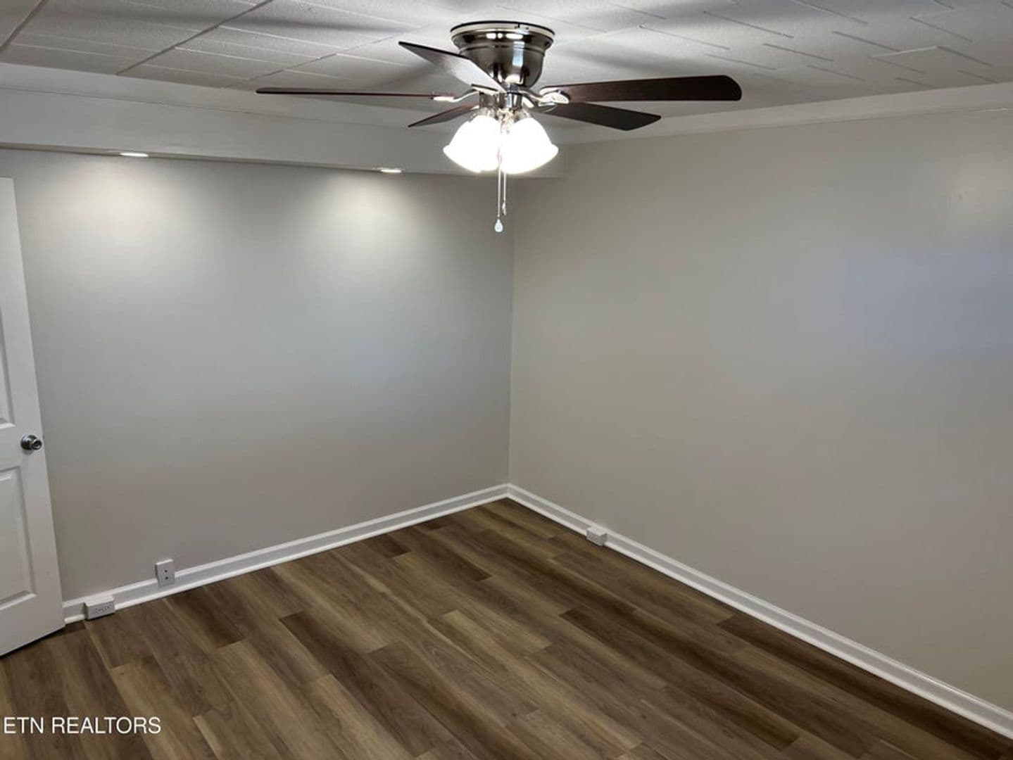 Knoxville House: 614 Agnes Ave.  Apt. #3