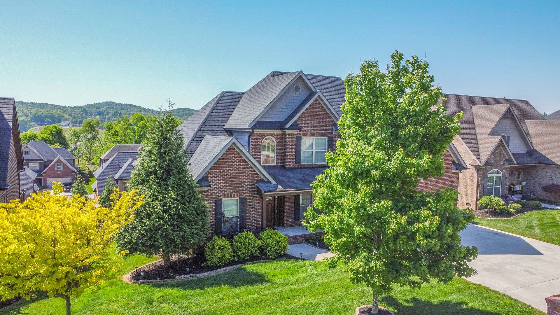 Knoxville House: 12032 Poplar Meadow Lane
