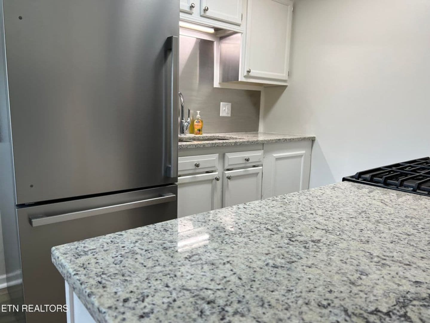 Knoxville House: 614 Agnes Ave.  Apt. #3