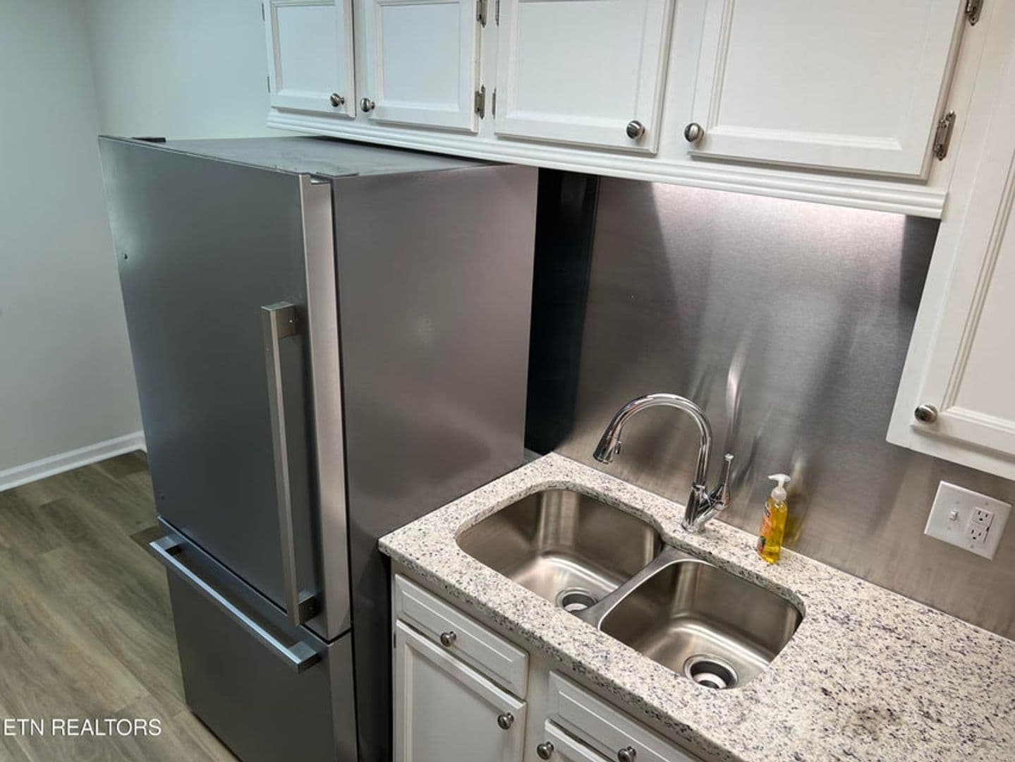 Knoxville House: 614 Agnes Ave.  Apt. #3