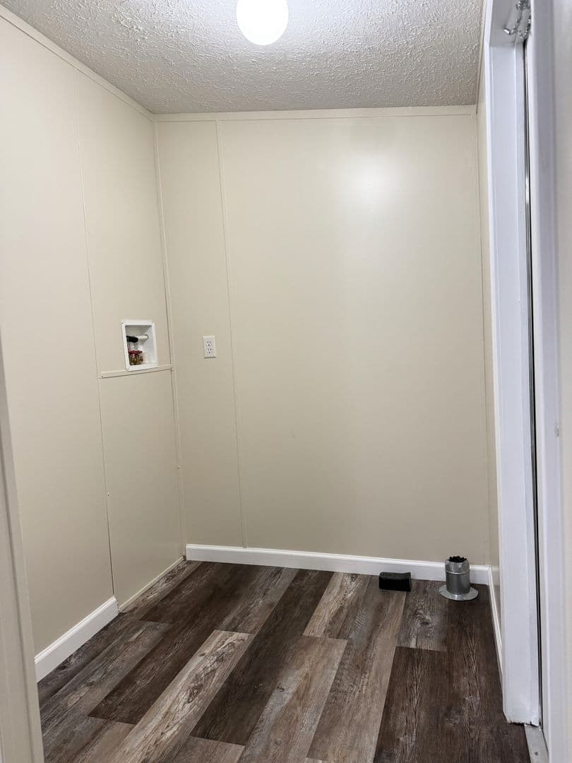 Louisville House: 3334 Clear Springs Way