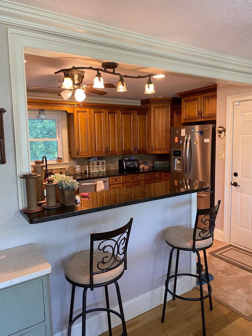 Knoxville House: 10928 Dundee Road
