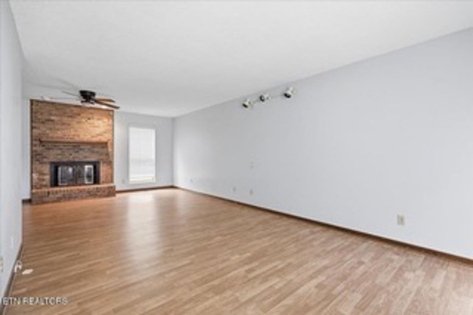 Knoxville House: 8941 Colchester Ridge Road