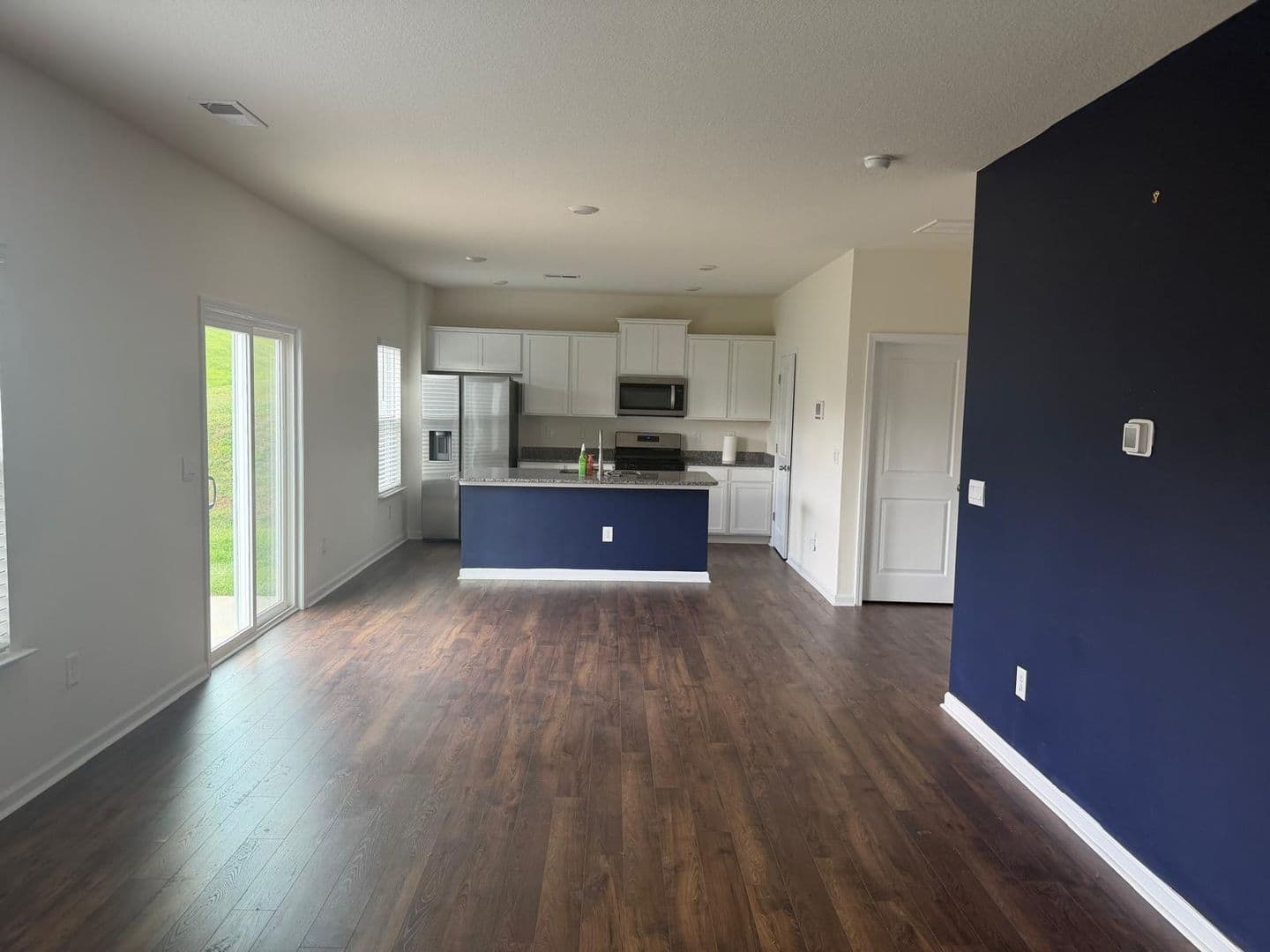 Knoxville House: 915 Utopia Lane