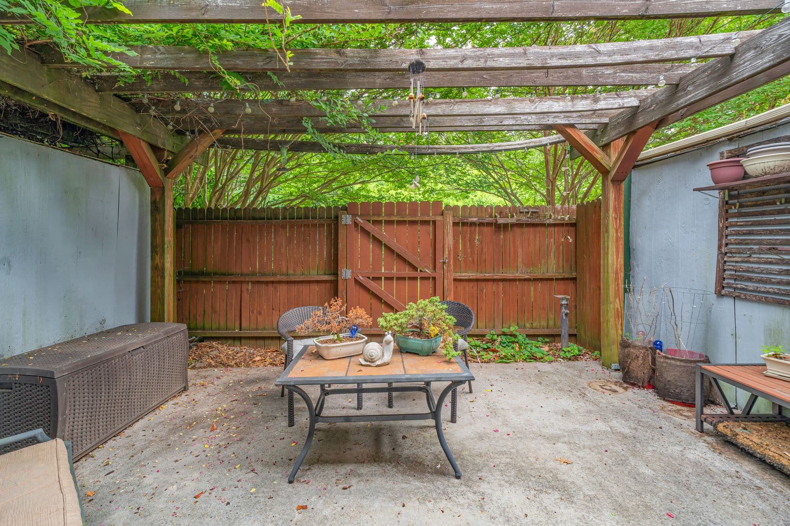 Knoxville House: 7021 Traditional Drive Northwest