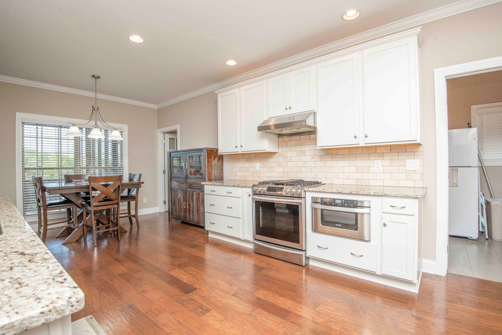 Knoxville House: 12032 Poplar Meadow Lane