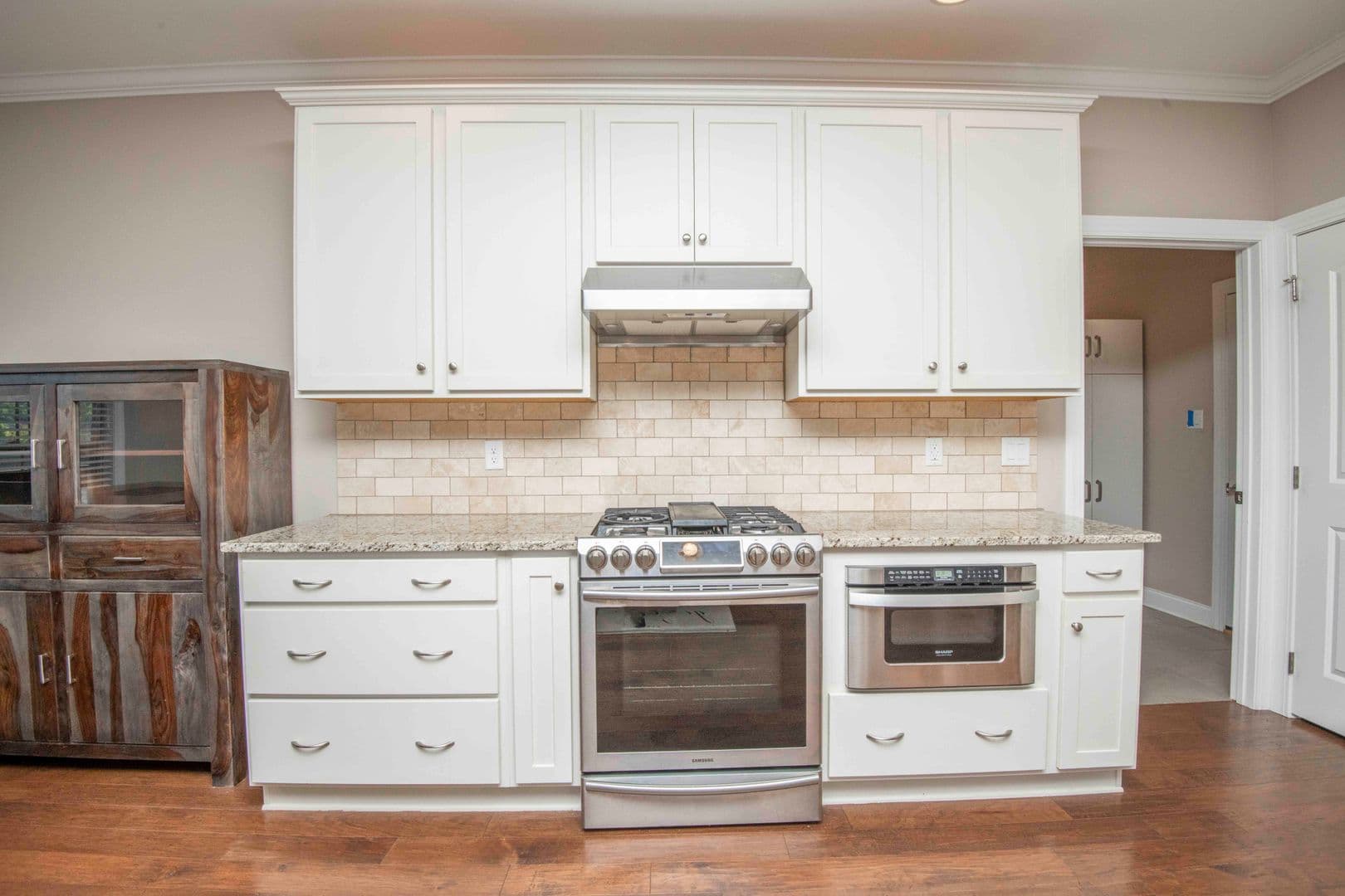 Knoxville House: 12032 Poplar Meadow Lane