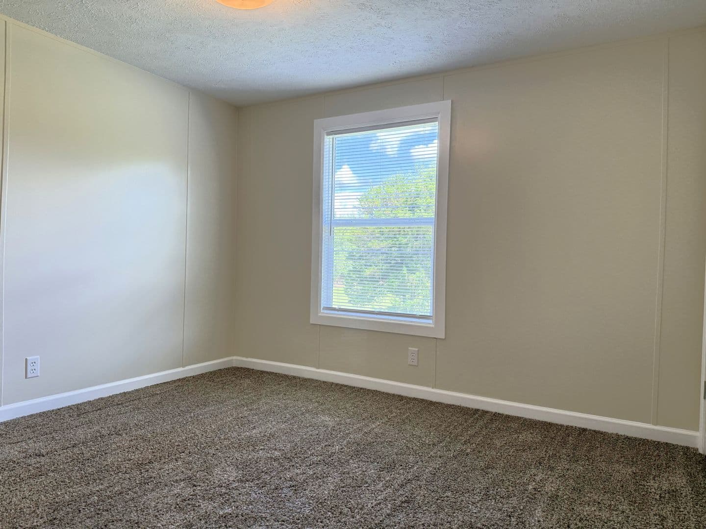 Louisville House: 3334 Clear Springs Way