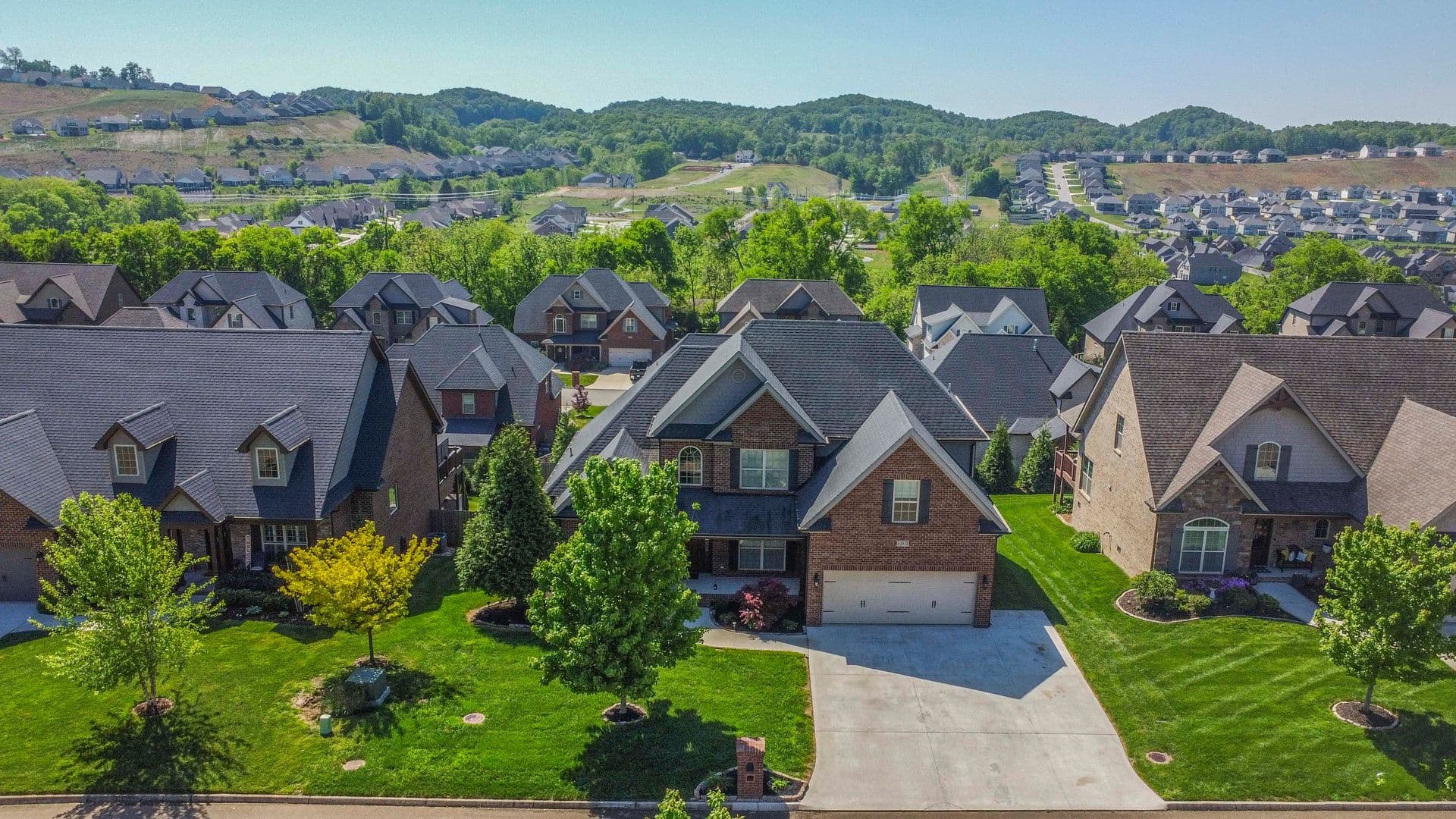 Knoxville House: 12032 Poplar Meadow Lane