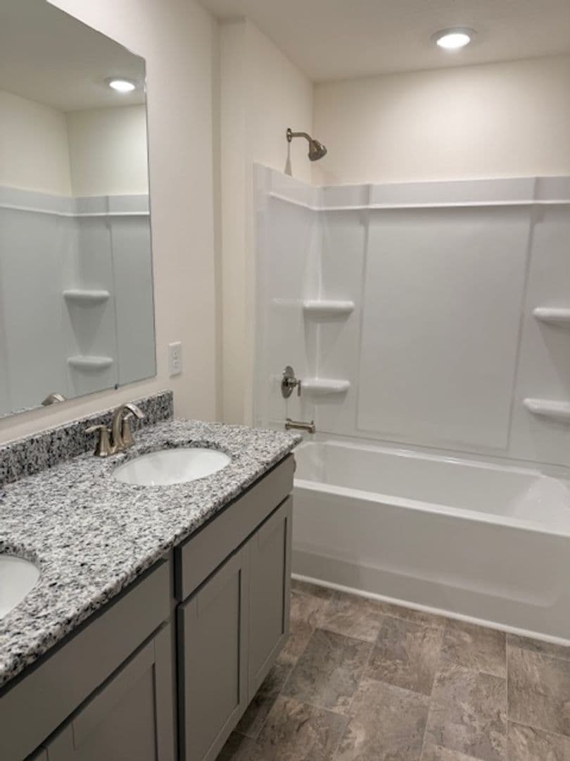 Maryville House: 1461 Newbury Lane