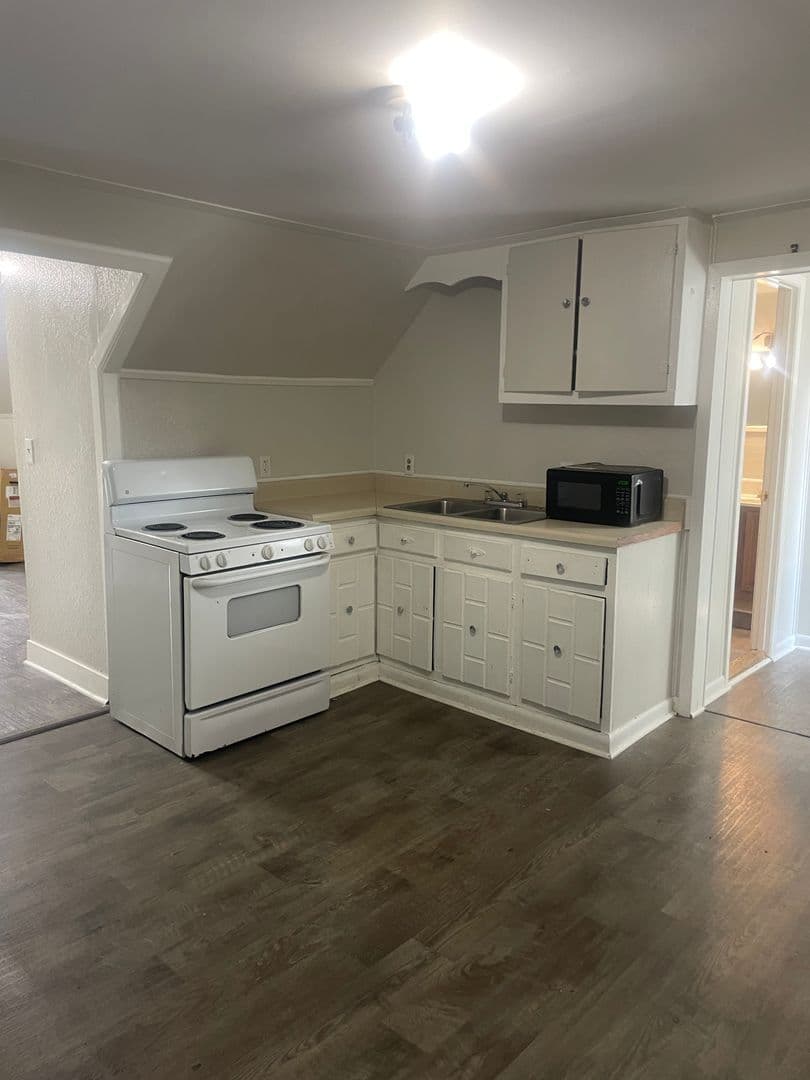 Etowah House: 706 Washington Avenue