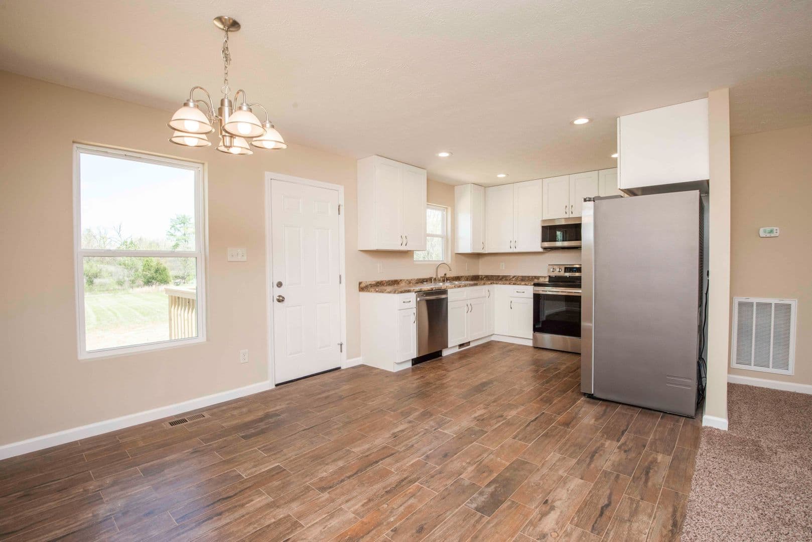 Knoxville House: 7206 Della Drive