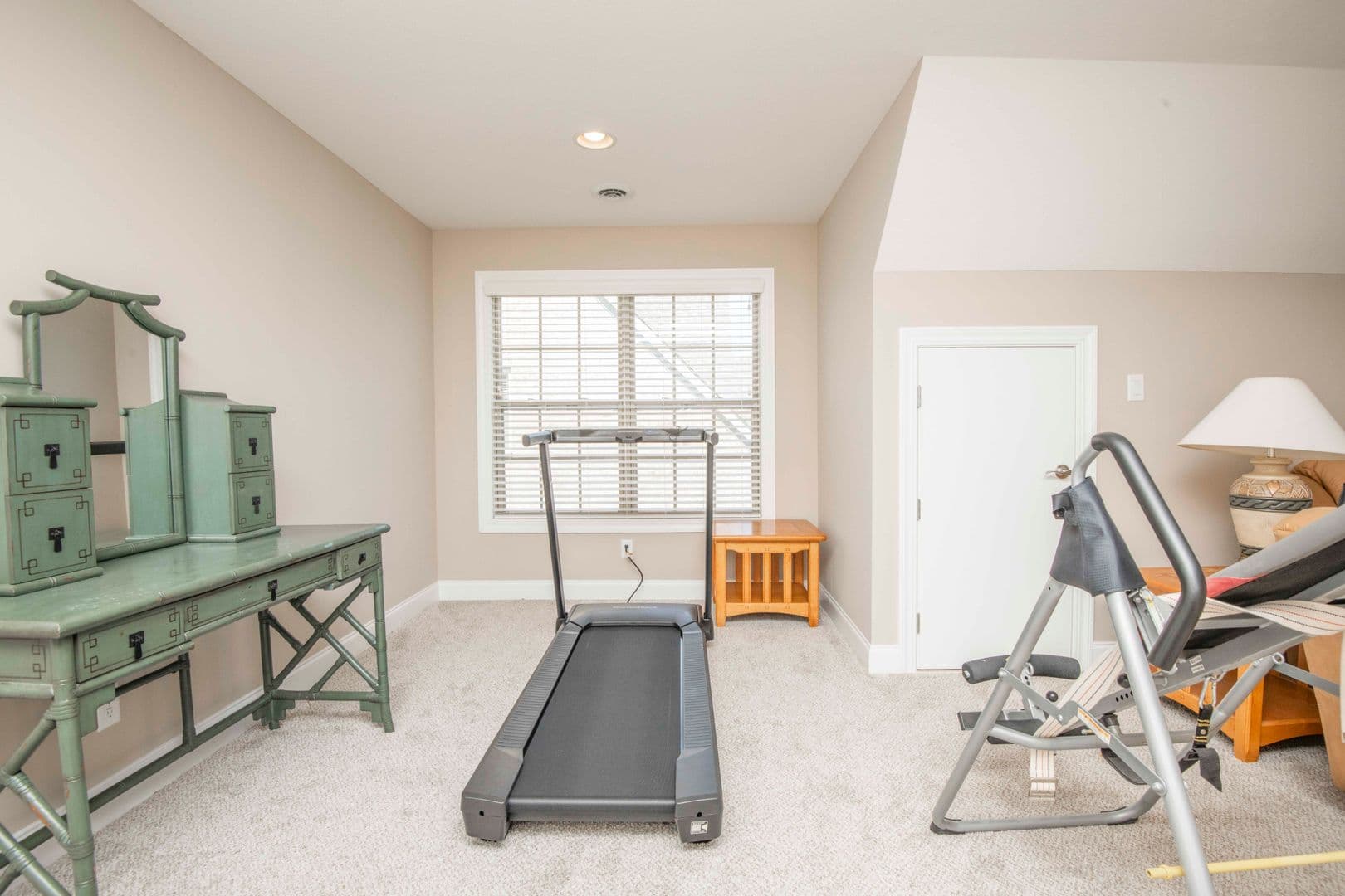 Knoxville House: 12032 Poplar Meadow Lane