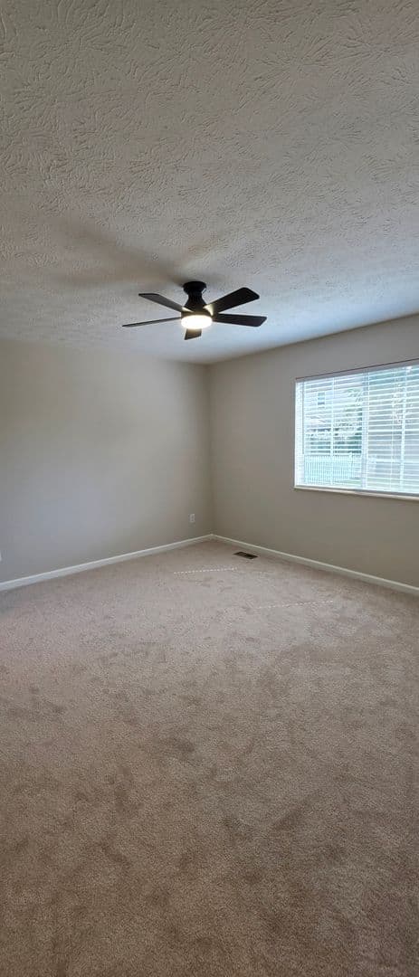 Knoxville House: 8308 Tidewater Court