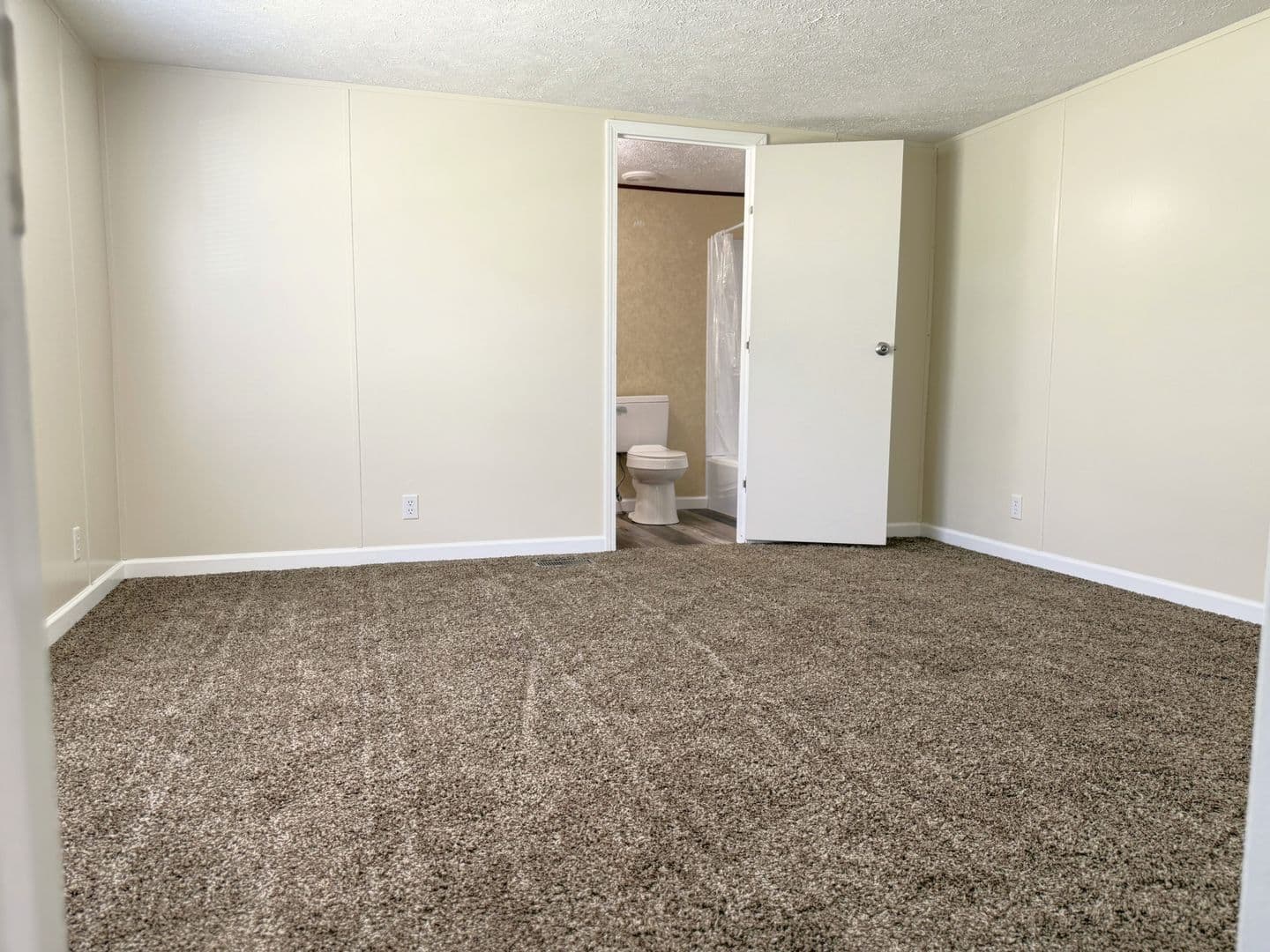 Louisville House: 3334 Clear Springs Way