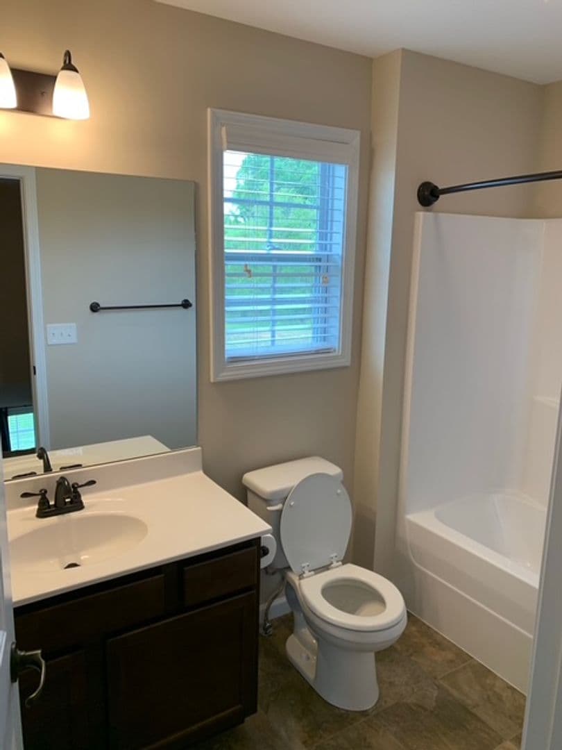 Maryville House: 231 Whistlestop Lane