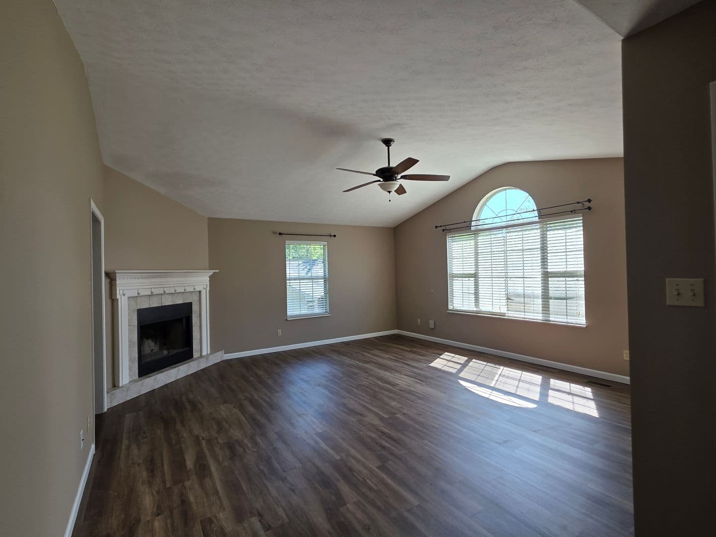 Maryville House: 1012 Willow Creek Circle