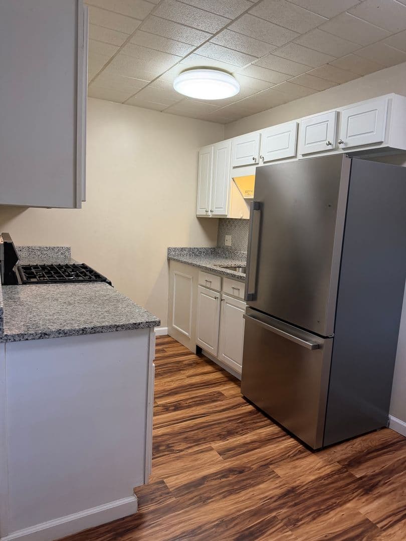 Knoxville House: 614 Agnes Ave.  Apt. #4