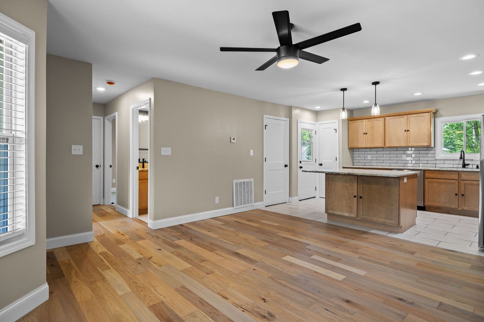 Maryville House: 910 Windlau Court
