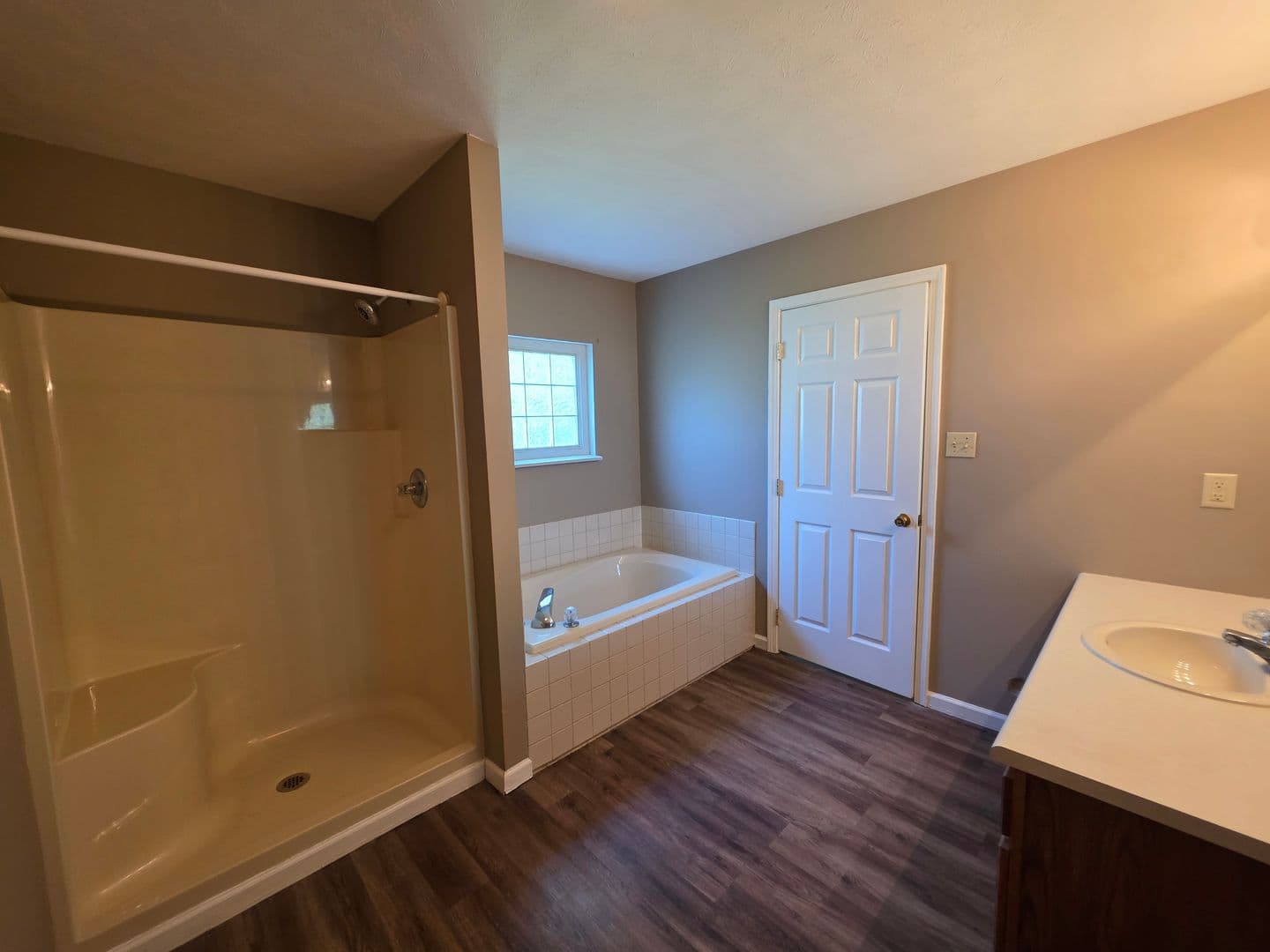 Maryville House: 1012 Willow Creek Circle