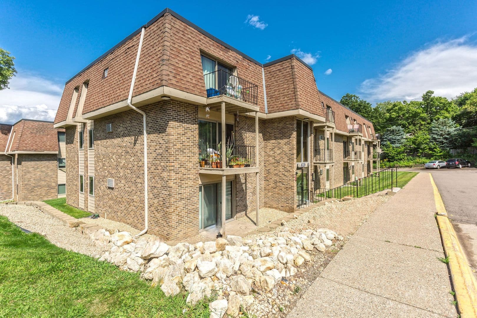 Burnsville Apartment: 12911 County Road 5