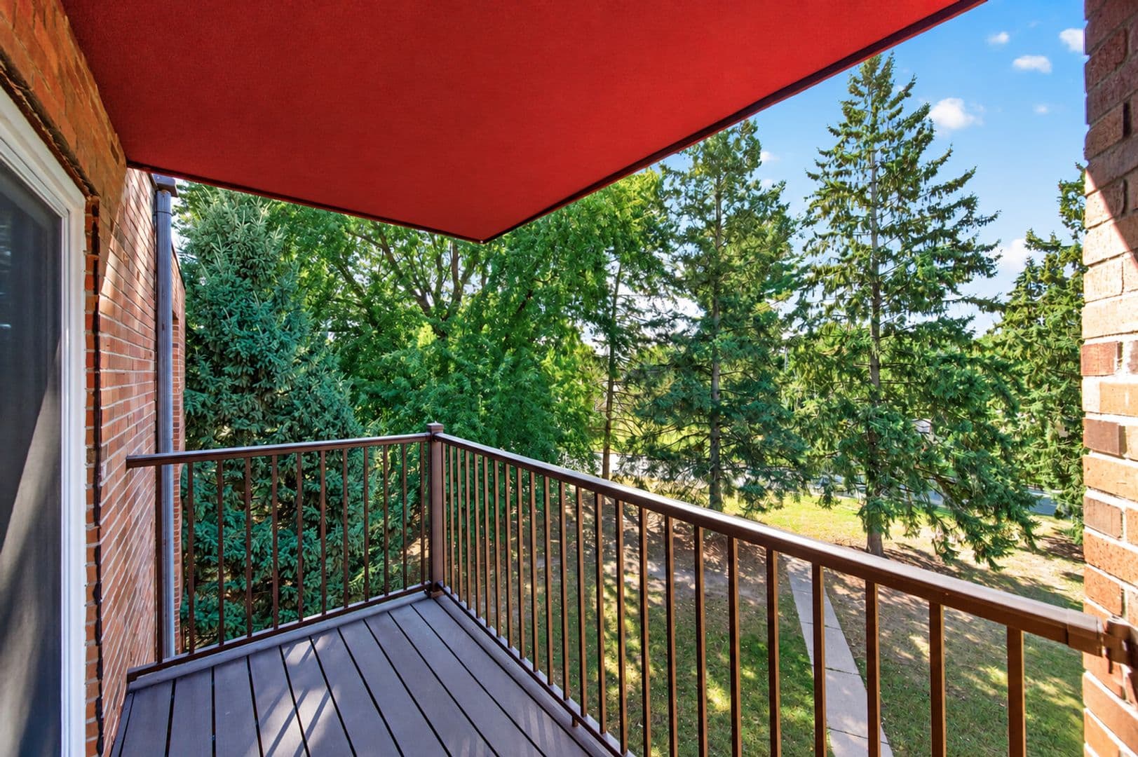 White Bear Lake Apartment: 1640 9th Street