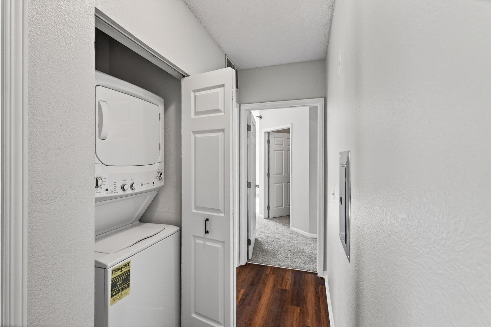Chanhassen Apartment: 8260 Market Blvd