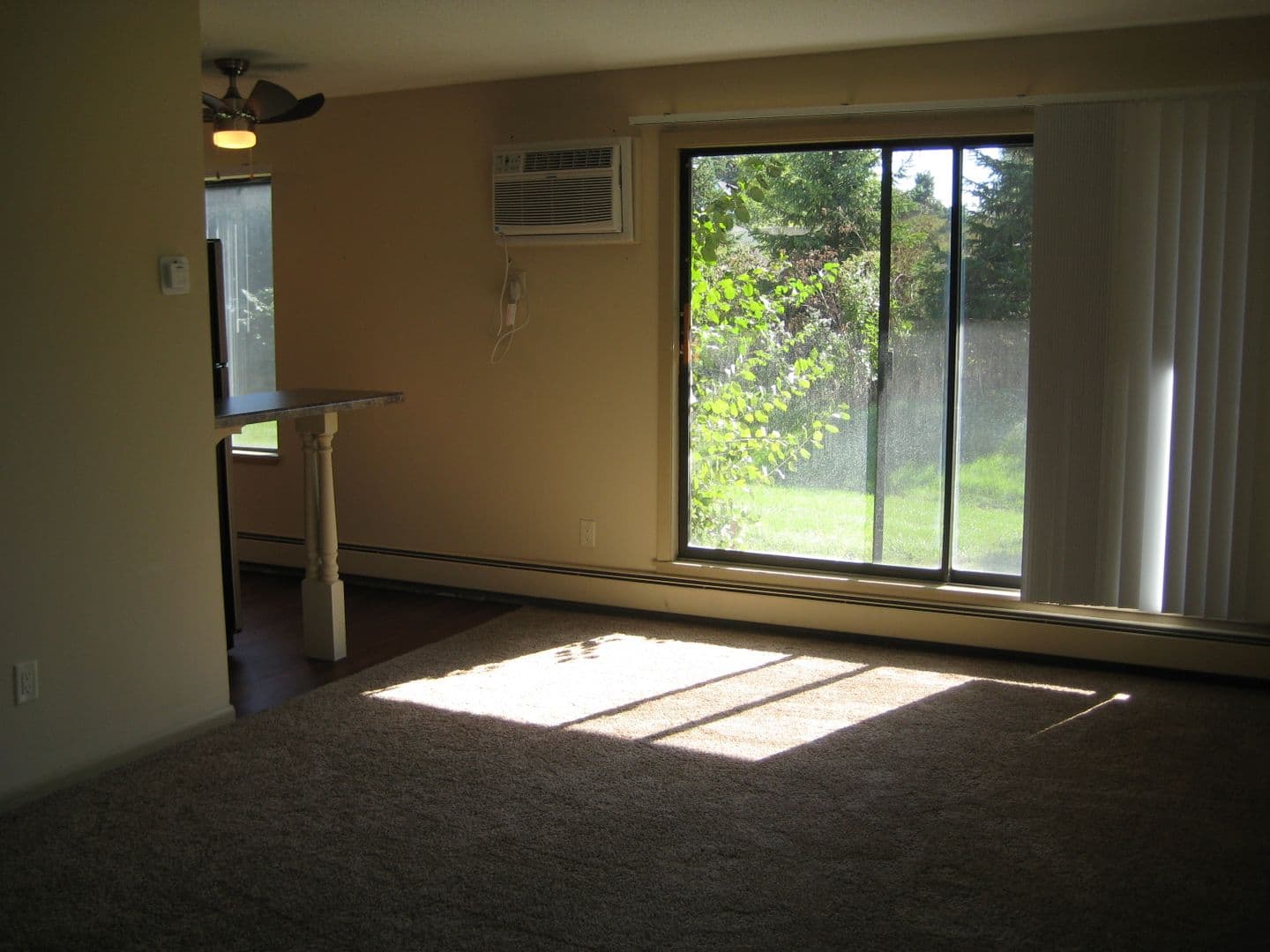 Burnsville Apartment: Cedar Valley Apartments