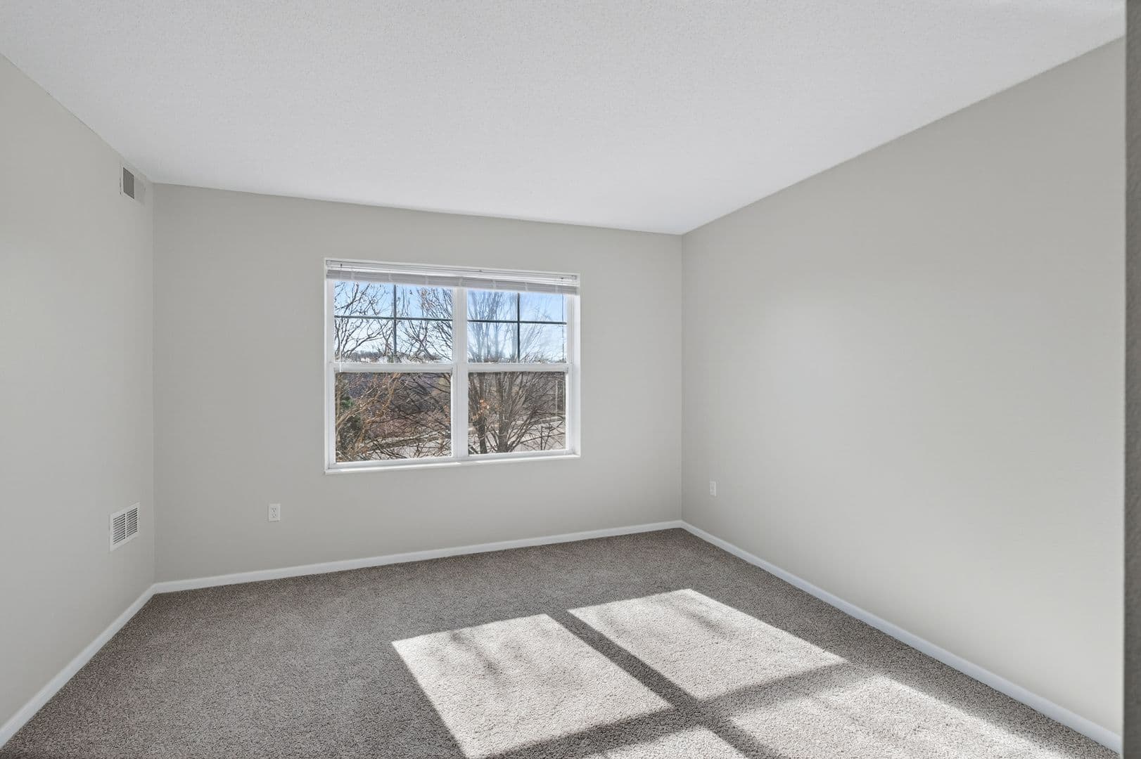 Chanhassen Apartment: 8260 Market Blvd