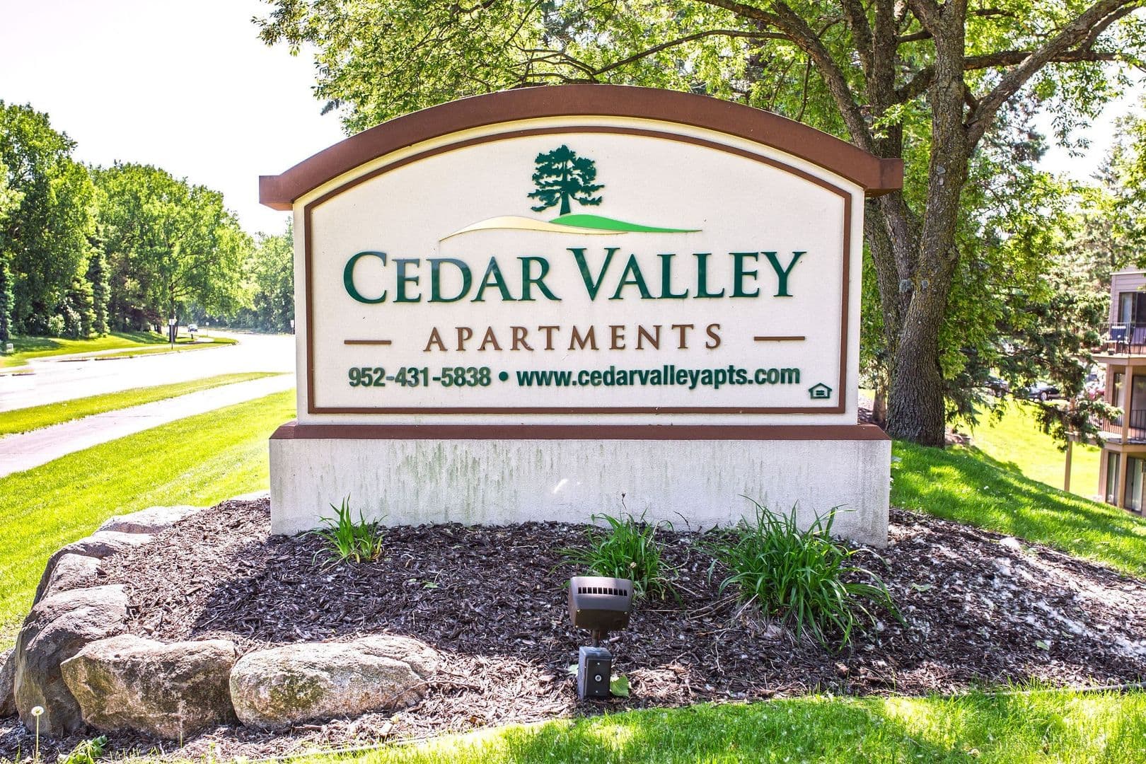 Burnsville Apartment: Cedar Valley Apartments