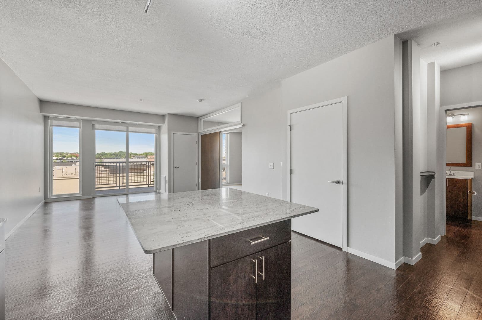 St Louis Park Apartment: 5310 West 16th Street
