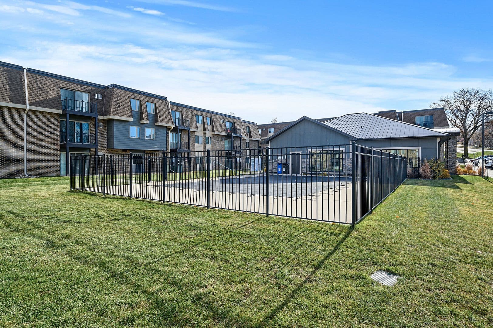 Burnsville Apartment: 12911 County Road 5