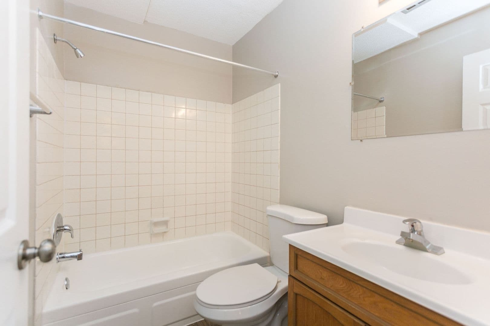 Burnsville Apartment: 12911 County Road 5