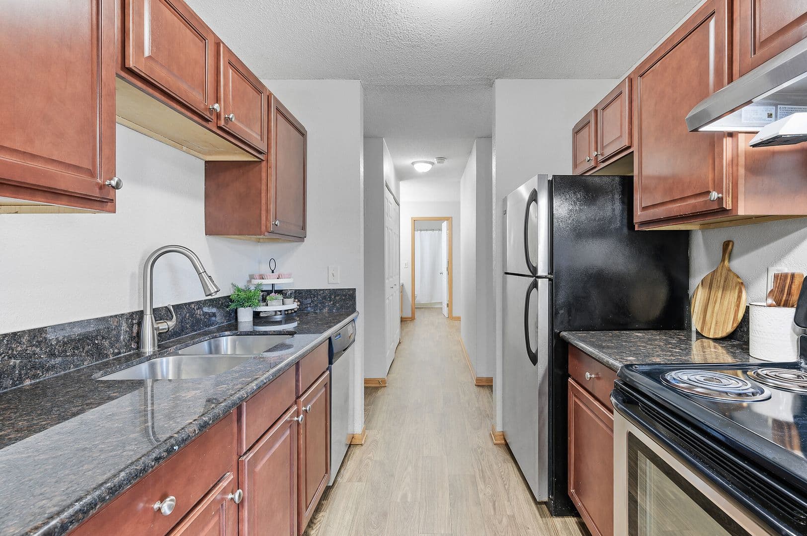 Burnsville Apartment: 12911 County Road 5