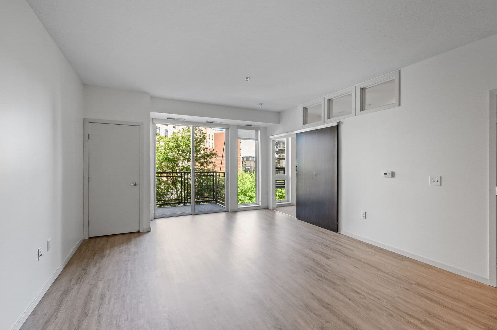 St Louis Park Apartment: 5310 West 16th Street